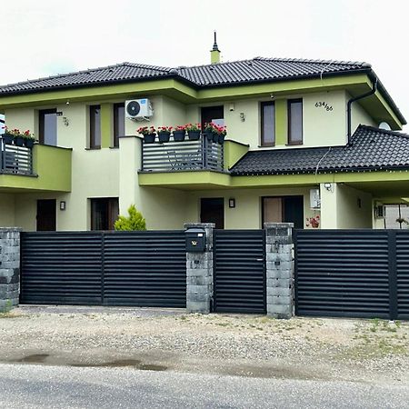 Apartmany Zeleny Dom Podhájska المظهر الخارجي الصورة